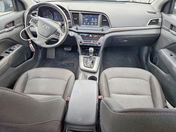 2018 HYUNDAI ELANTRA
