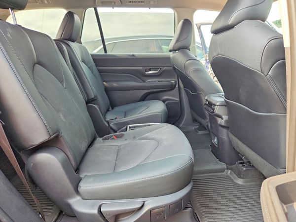 2018 TOYOTA GRAND HIGHLANDER