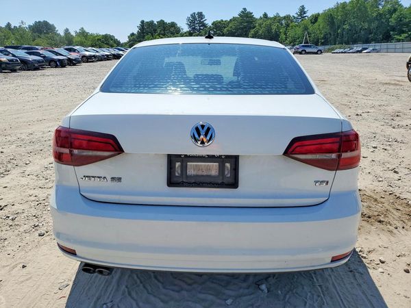 2017 VOLKSWAGEN JETTA SE