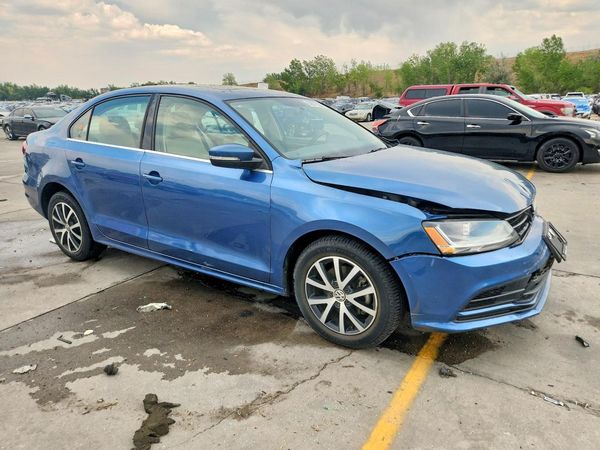 2017 VOLKSWAGEN JETTA