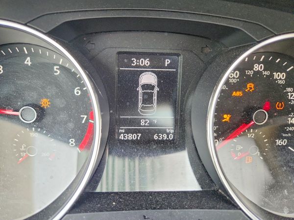 2017 VOLKSWAGEN JETTA
