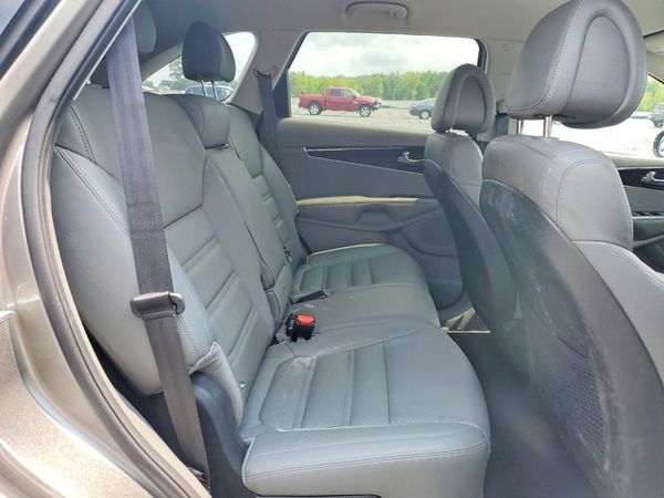 2016 KIA SORENTO EX