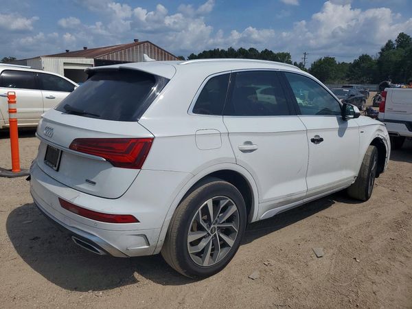 2022 AUDI Q5