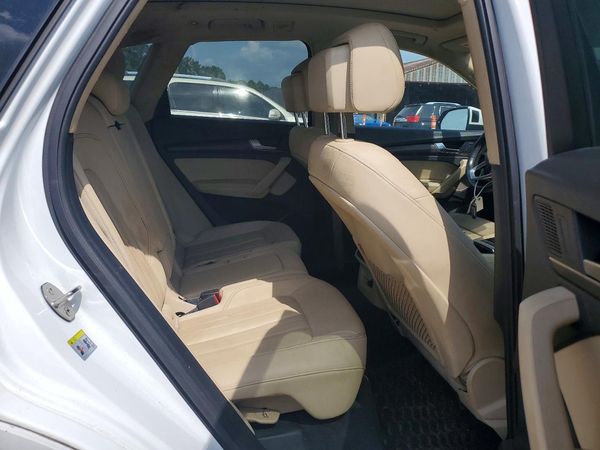 2022 AUDI Q5