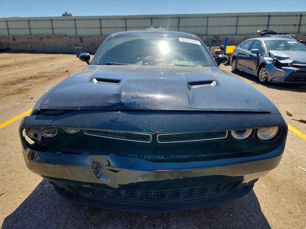 2017 DODGE CHALLENGER SXT
