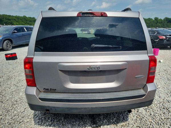 2016 JEEP PATRIOT LATITUDE FWD