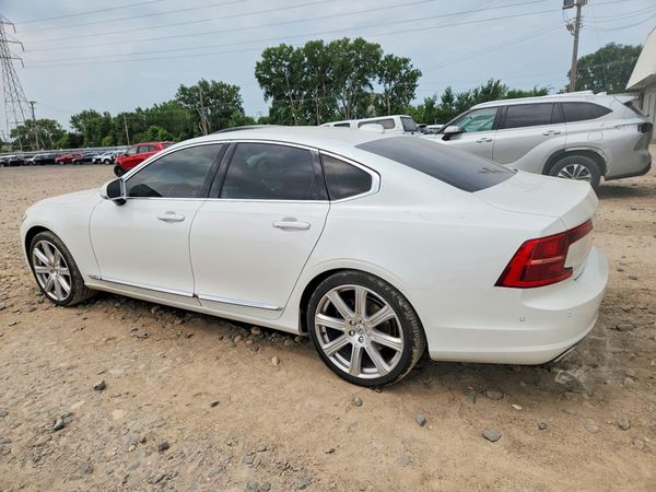2017 VOLVO S90 Inscription