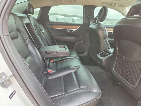 2017 VOLVO S90 Inscription