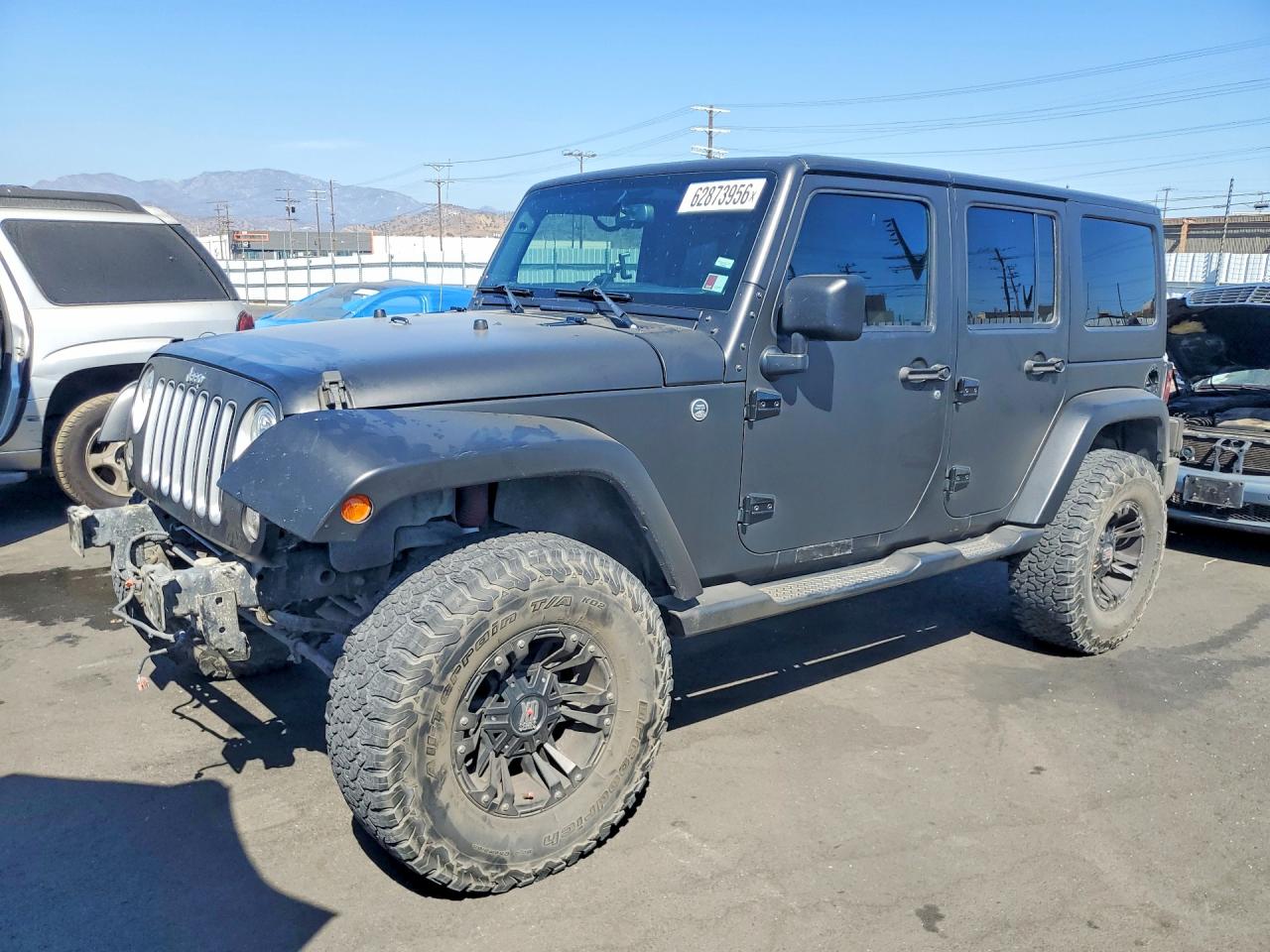 2017 JEEP WRANGLER UNLIMITED SAHARA 4X4