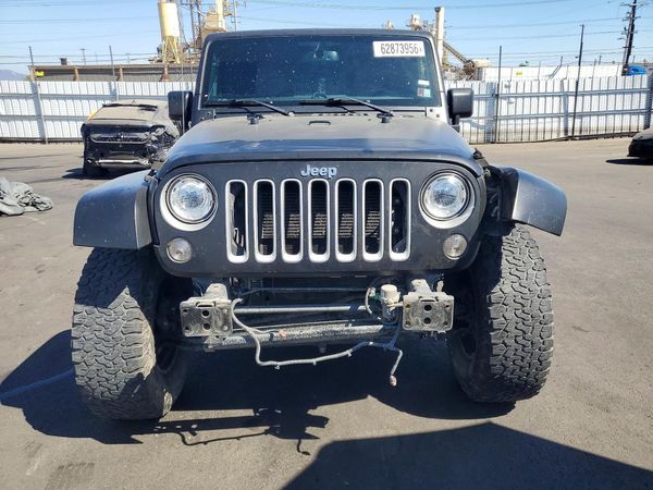 2017 JEEP WRANGLER UNLIMITED SAHARA 4X4