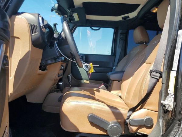 2017 JEEP WRANGLER UNLIMITED SAHARA 4X4