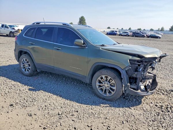2019 JEEP CHEROKEE LATITUDE PLUS 4X4