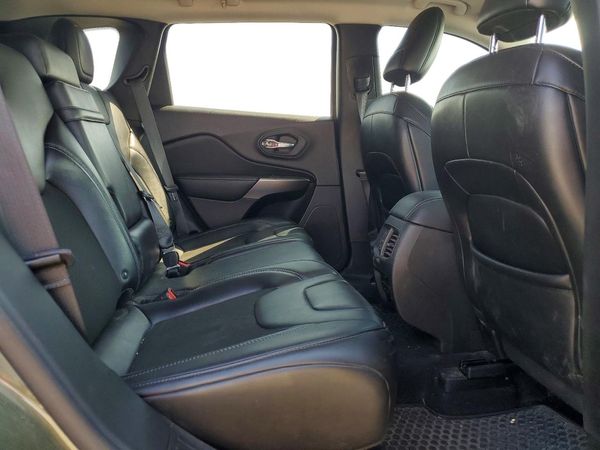 2019 JEEP CHEROKEE LATITUDE PLUS 4X4