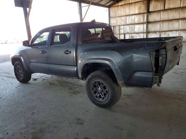 2017 TOYOTA TACOMA