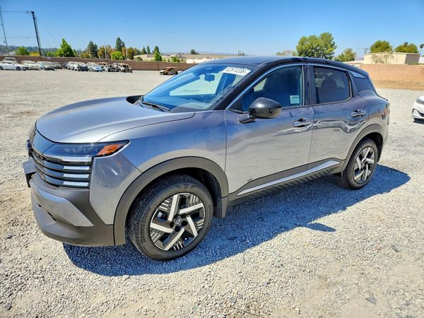 2025 NISSAN KICKS