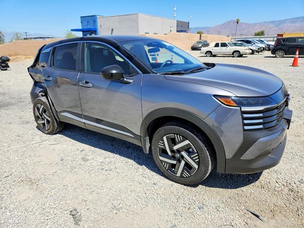 2025 NISSAN KICKS