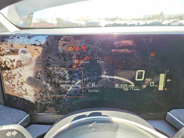 2025 NISSAN KICKS
