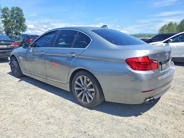 2012 BMW 528