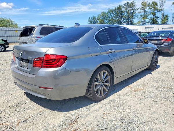 2012 BMW 528