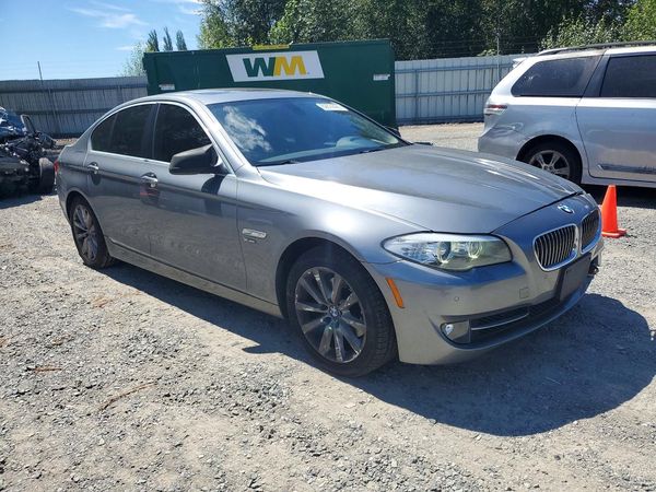 2012 BMW 528
