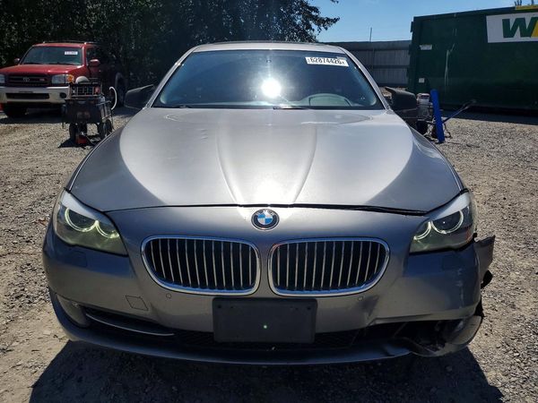 2012 BMW 528