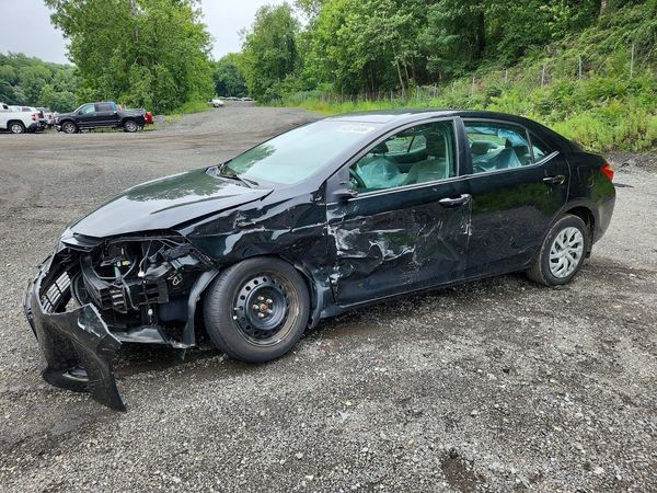 2019 TOYOTA COROLLA