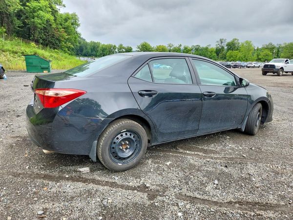 2019 TOYOTA COROLLA