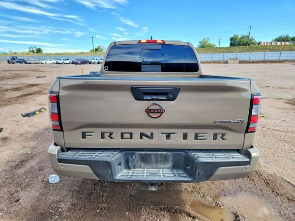 2023 NISSAN FRONTIER Crew Cab
