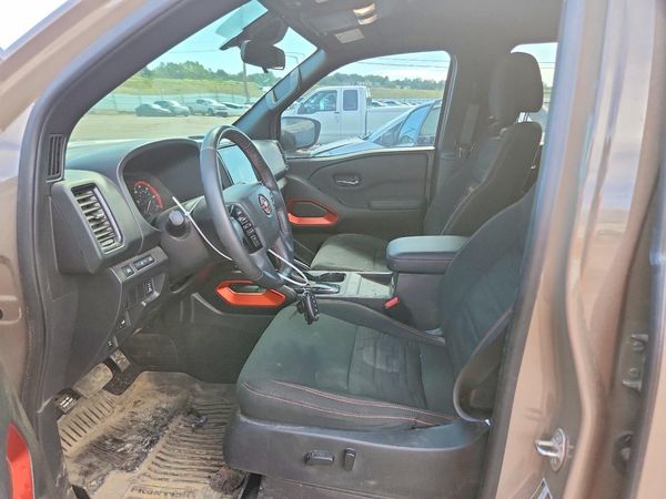 2023 NISSAN FRONTIER Crew Cab