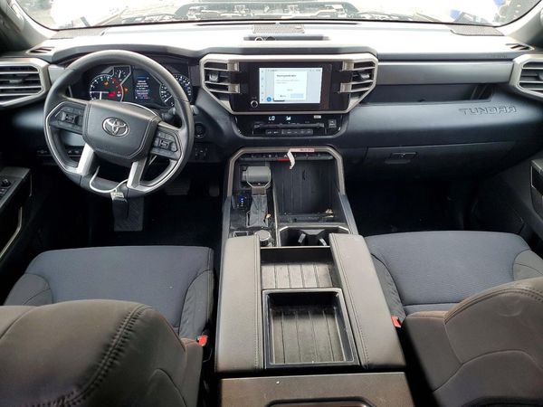 2025 TOYOTA TUNDRA