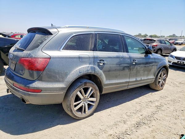2015 AUDI Q7 Premium Plus