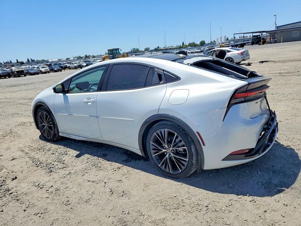 2024 TOYOTA PRIUS