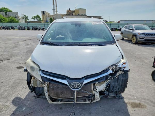 2020 TOYOTA SIENNA