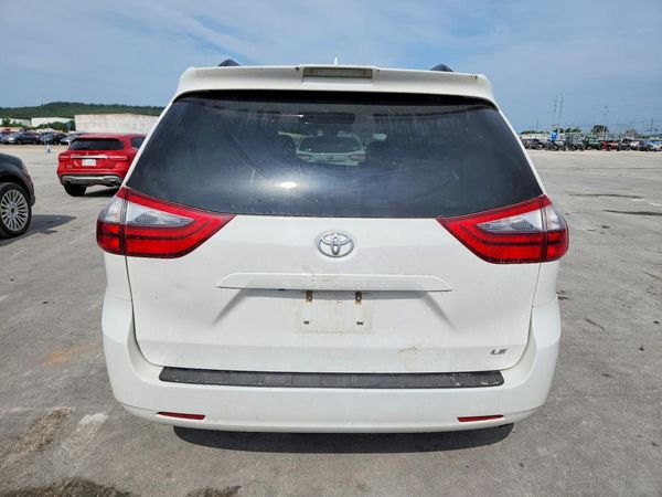2020 TOYOTA SIENNA