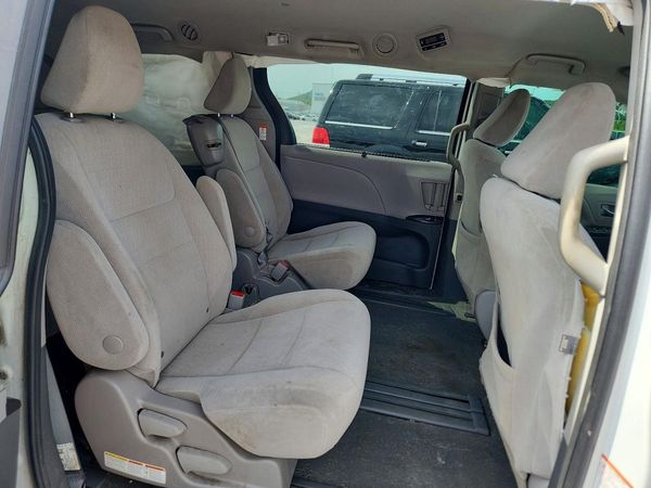 2020 TOYOTA SIENNA