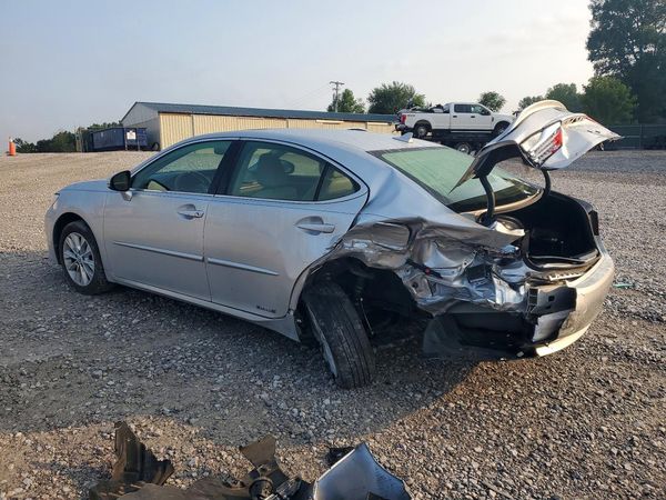 2014 LEXUS ES 300h