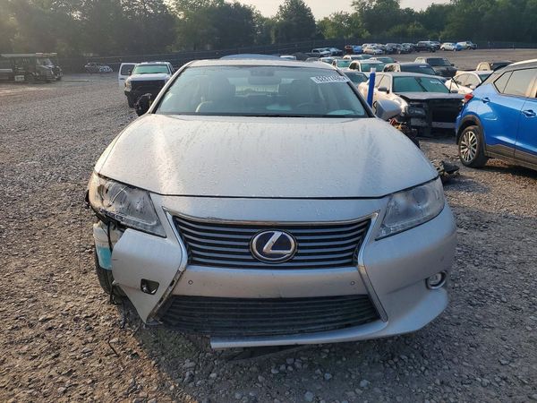2014 LEXUS ES 300h