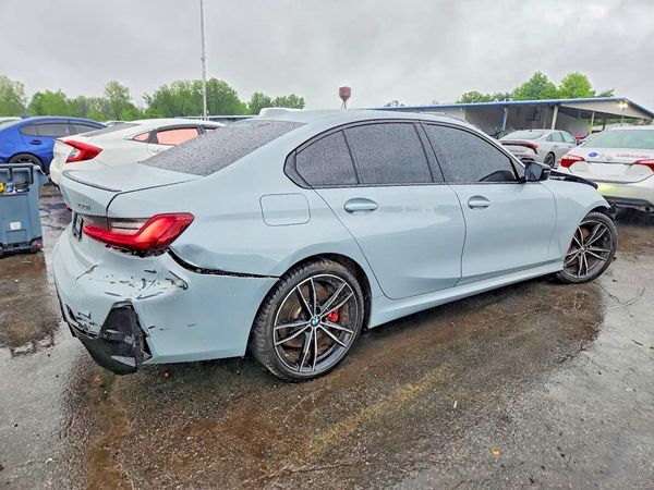 2024 BMW 330XI