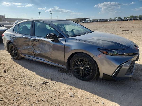 2026 TOYOTA CAMRY