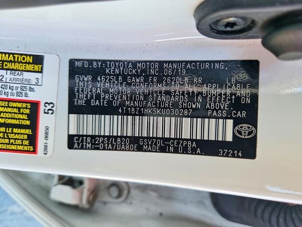 2019 TOYOTA CAMRY XLE/XSE