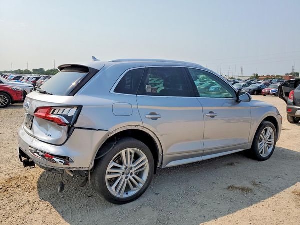 2020 AUDI Q5 quattro Premium Plus