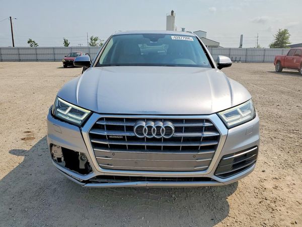 2020 AUDI Q5 quattro Premium Plus