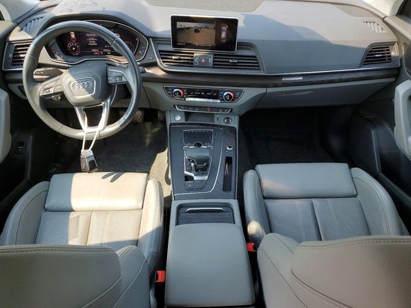 2020 AUDI Q5 quattro Premium Plus