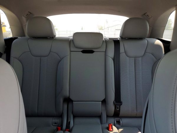 2020 AUDI Q5 quattro Premium Plus