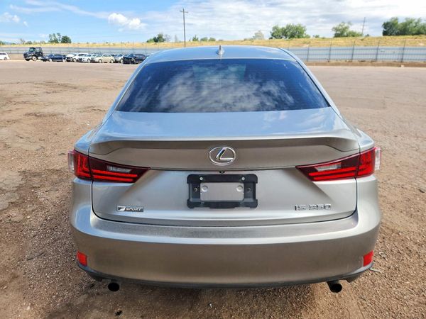 2015 LEXUS IS