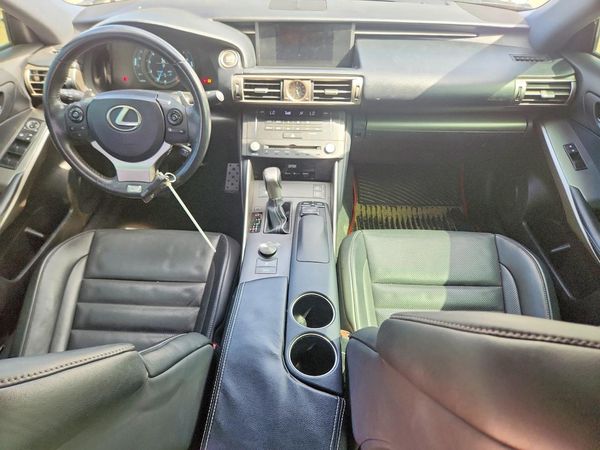 2015 LEXUS IS