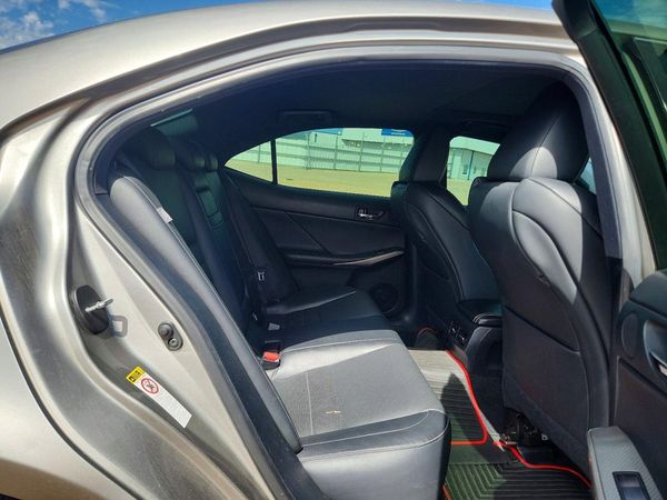 2015 LEXUS IS