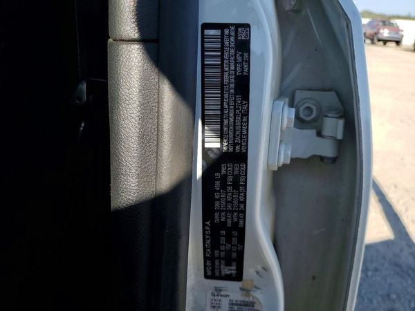 2020 JEEP RENEGADE Latitude, Longitude