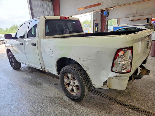 2017 RAM 1500 ST QUAD CAB 4X4