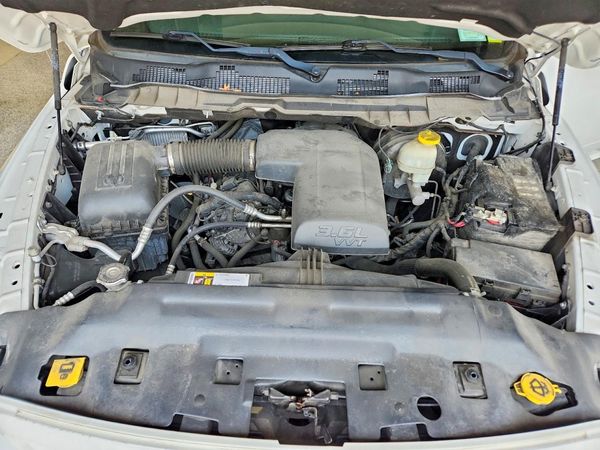 2017 RAM 1500 ST QUAD CAB 4X4